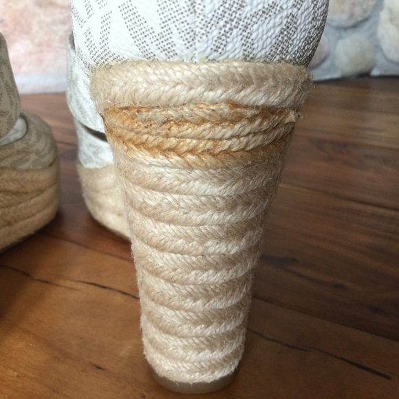 ✔️Michael Kors Damita Caged Espadrille Wedge Sandals Size 6.5 NWOT - Picture 6 of 8